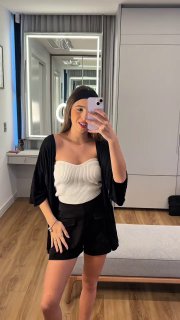 Conjunto de Blusa e Short