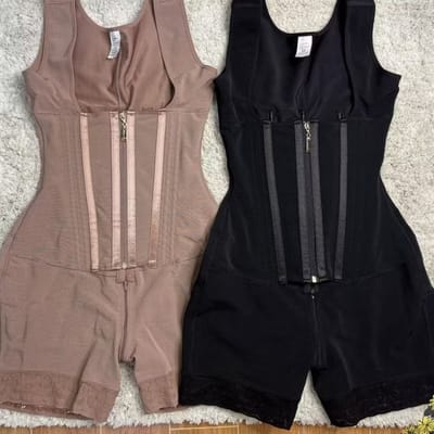Body modelador feminino colombiano com 9 barbatanas |         Cinta de Alta Compressão com Controle Abdominal Duplo CQ2P
